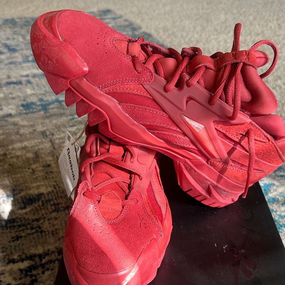 Cardi B Reebok - Picture 4 of 6